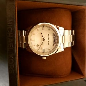 New Michael Kors Wrist Watch